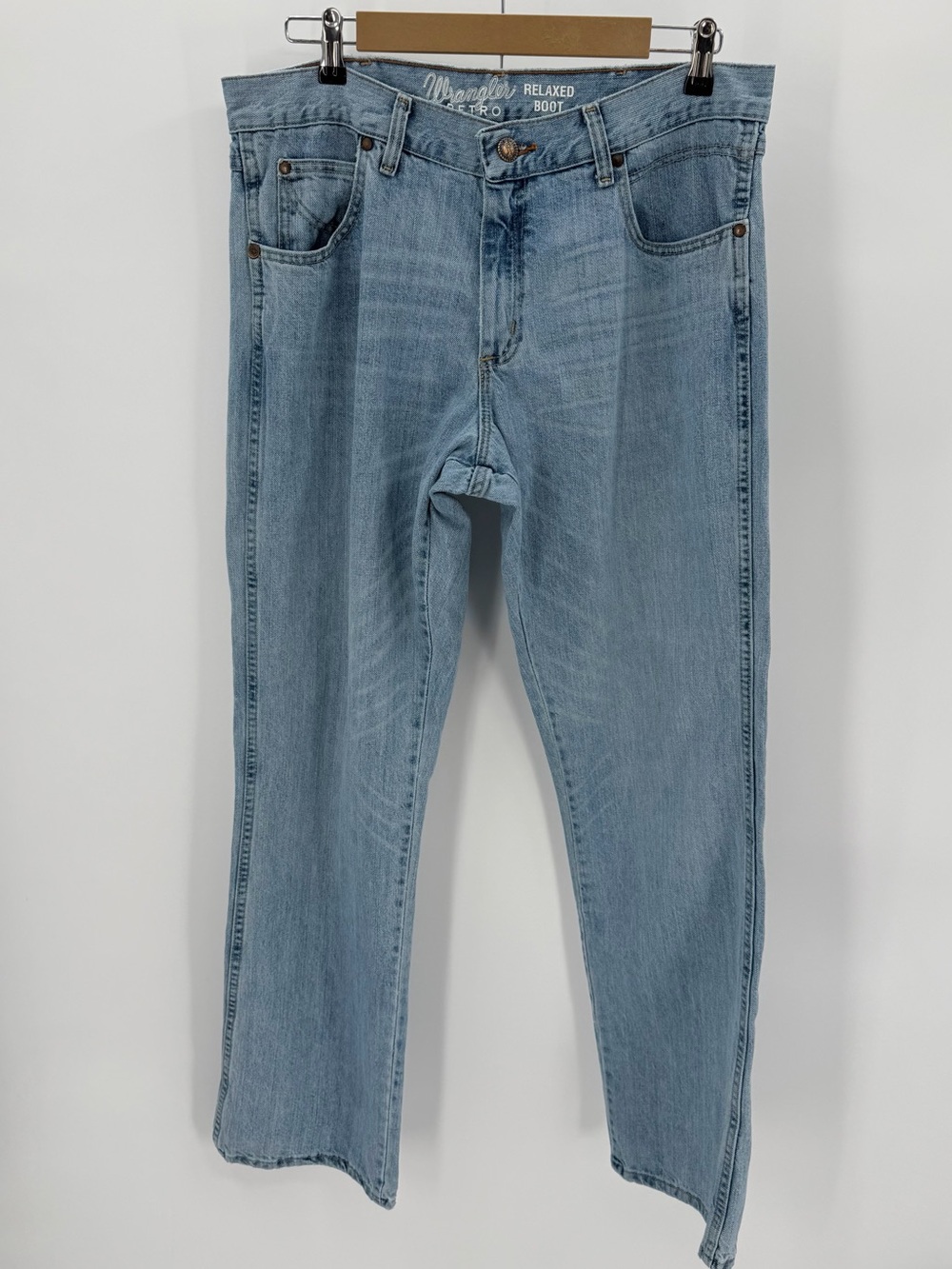 Wrangler Retro Jeans Men’s 36x34 Light Blue Cotton Denim Relaxed Fit Bootcut